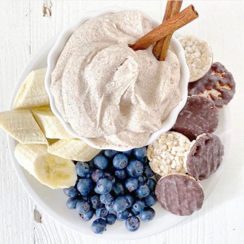 snickerdoodle cookie dip | Milk & Honey Nutrition snickerdoodle cookie dip cinnamon cookie dip fruit dip with bananas blueberries and chocolate covered rice cakes