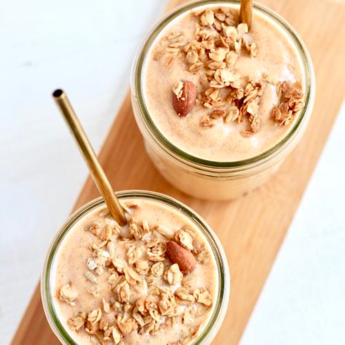 fullsizeoutput_cb78 | Milk & Honey Nutrition two sweet potato smoothies in mason jars with gold metal straws smoothies for diabetes