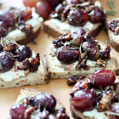 Roasted grapes 1 | Milk & Honey Nutrition gluten free sourdough bred with roasted grapes rosemary and goat cheese