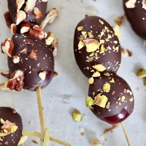chocolate covered grapes 5 | Milk & Honey Nutrition dark chocolate covered grapes with nuts on skewers