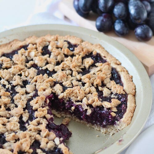 lower sugar grape pie 5 | Milk & Honey Nutrition lower sugar grape pie