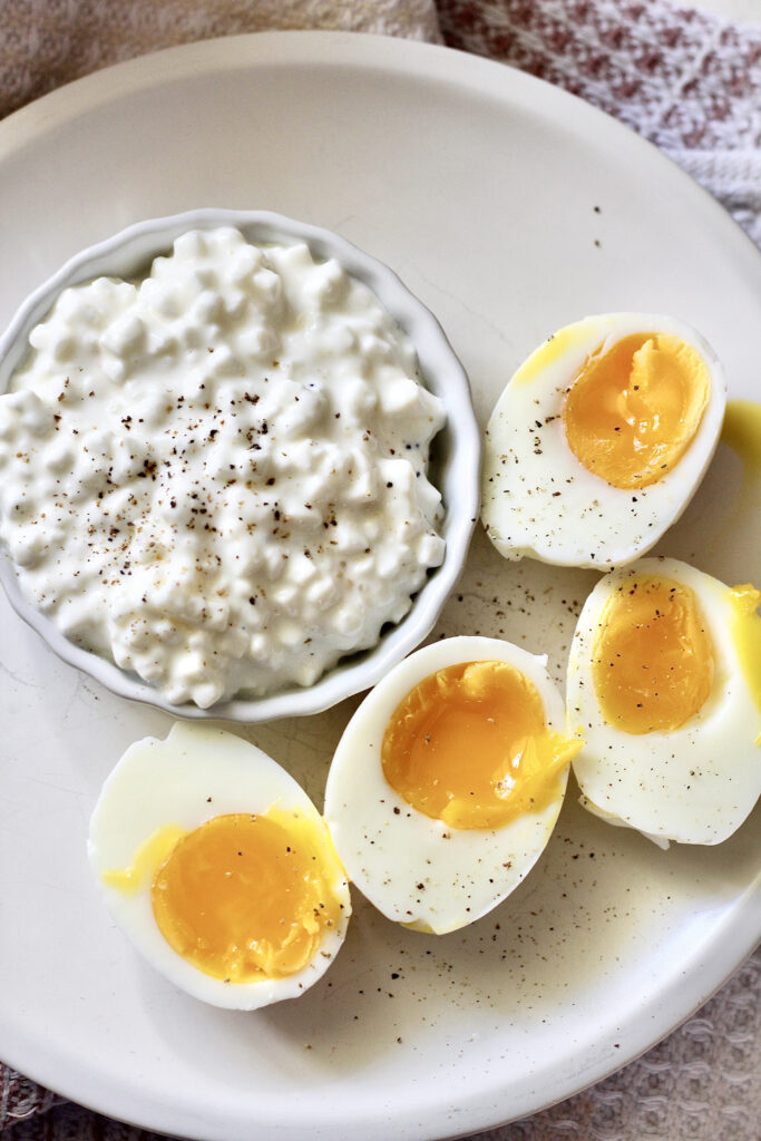 cottage cheese snacks low fat cottage cheese with medium boiled eggs