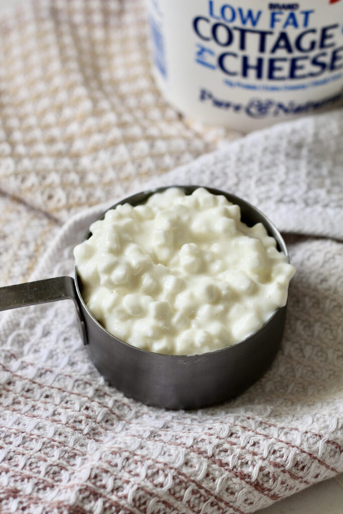 half cup of cottage cheese