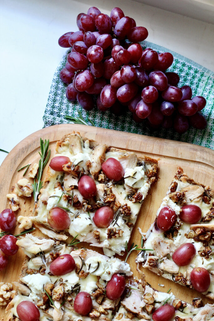 red grapes on pizza