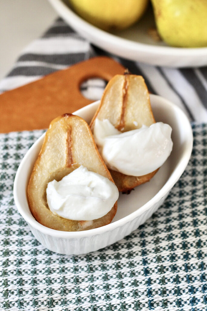 roasted pears with plain greek yogurt